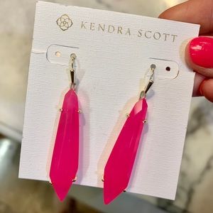 Discontinued Hot Pink Kendra Scott Earrings